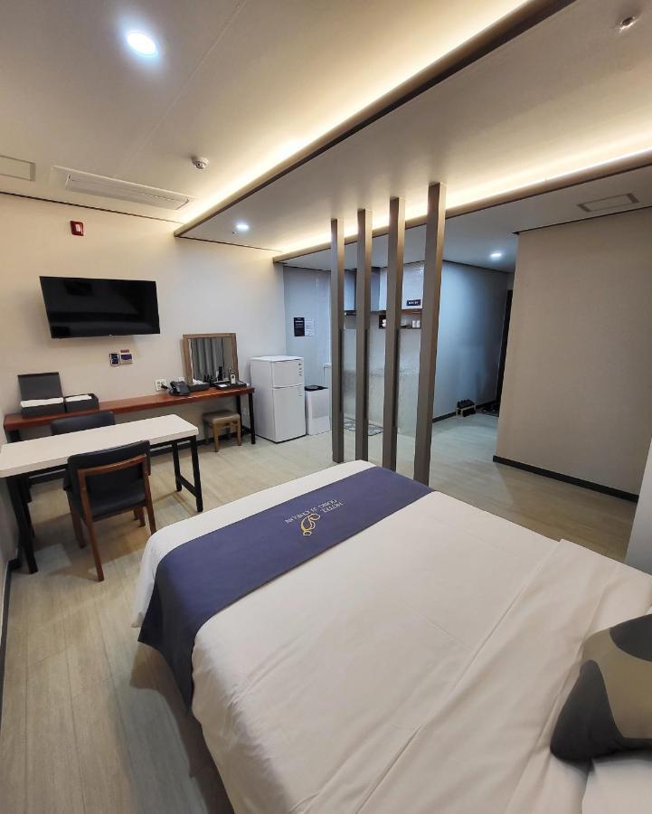 Hotel Gongjicheon Chuncheon Exteriör bild