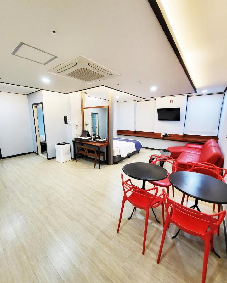 Hotel Gongjicheon Chuncheon Exteriör bild