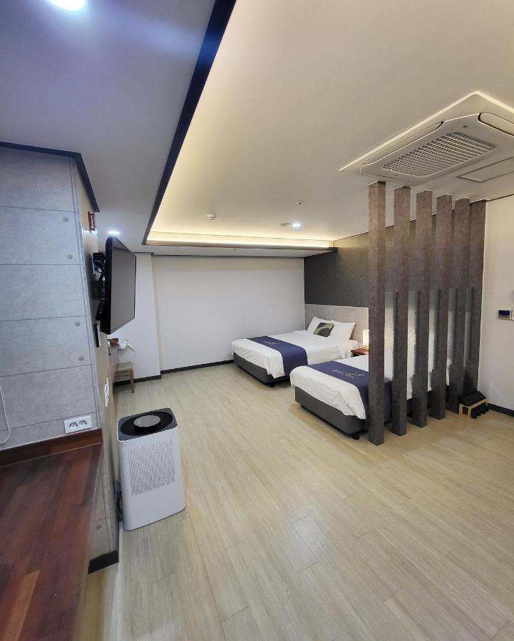 Hotel Gongjicheon Chuncheon Exteriör bild