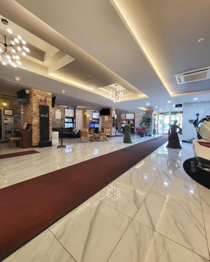 Hotel Gongjicheon Chuncheon Exteriör bild